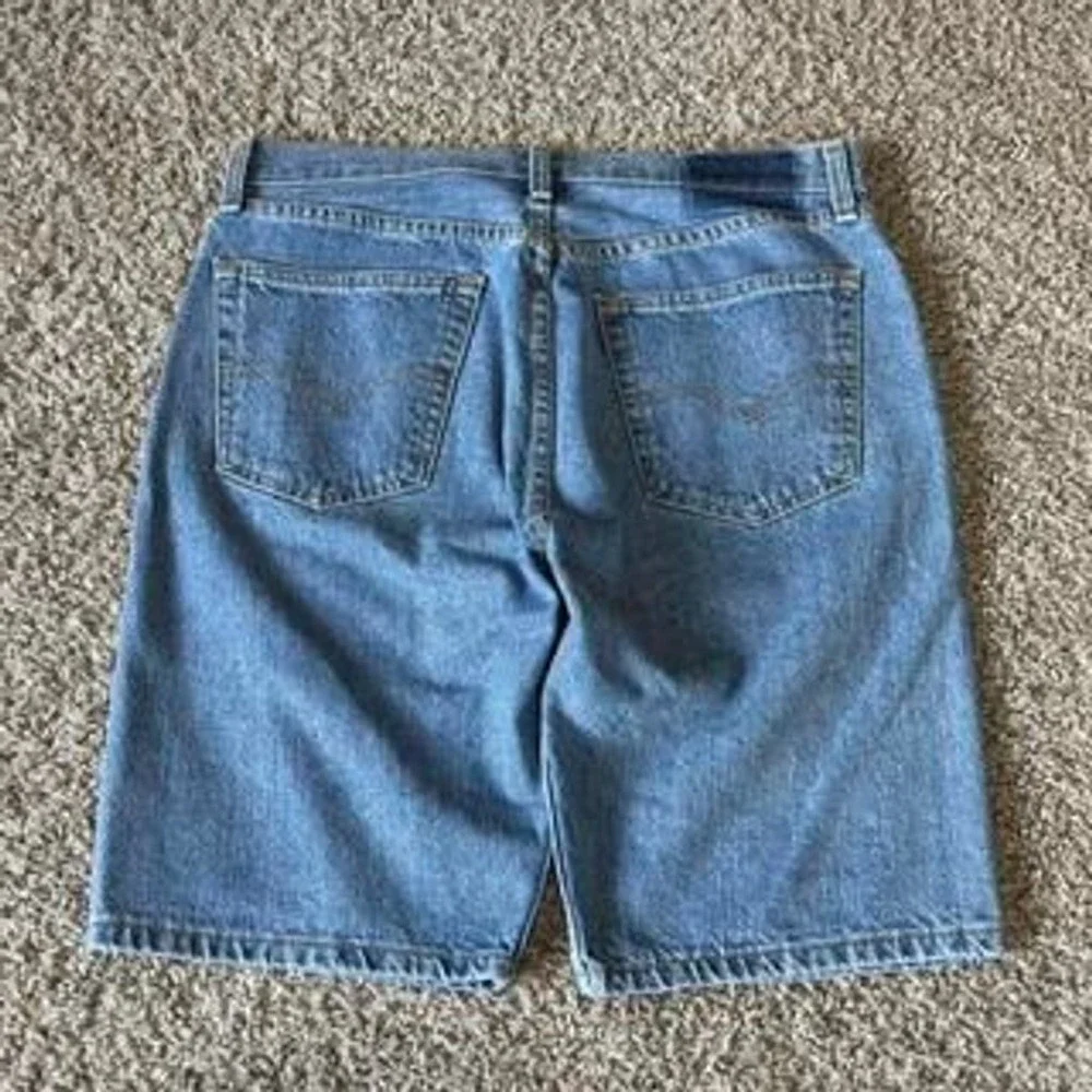 Vintage Style Light Wash Baggy Denim Jorts - 35